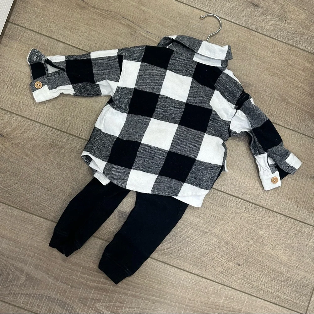 Disney Mickey Mouse Baby Outfit Size 6-9 Months